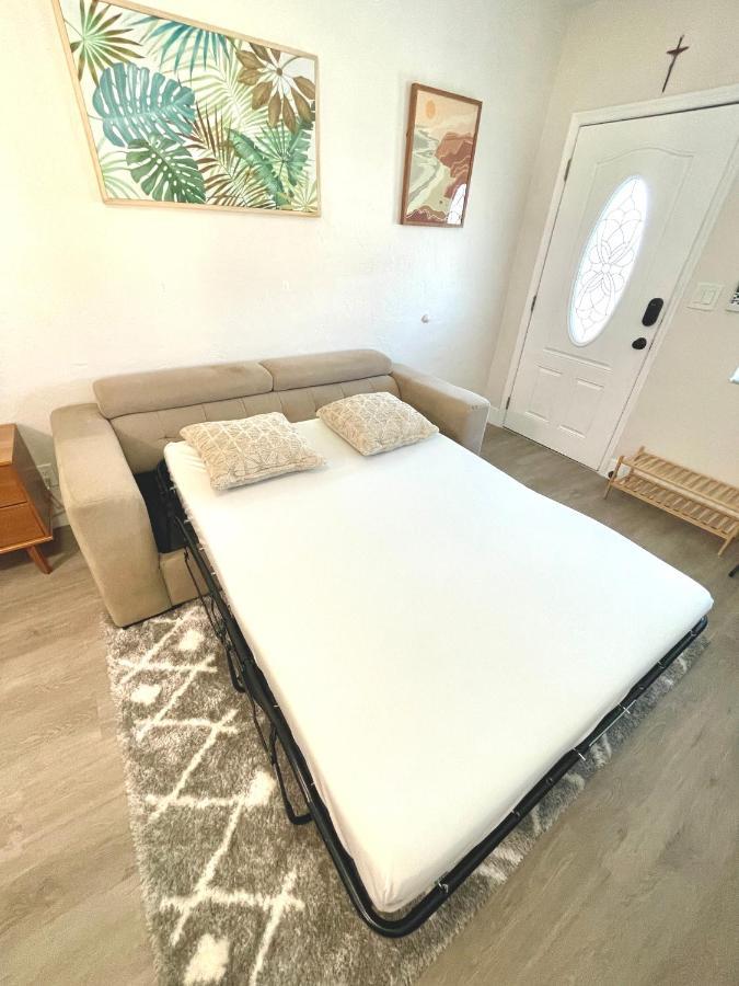 Comfy Bnb W/ King Bed + Work/Travel + Beach 8 Min 할렌데일비치 외부 사진